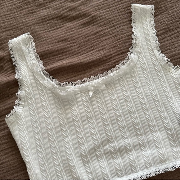 Y2K White Cropped Tank Top - Picture 2 of 4